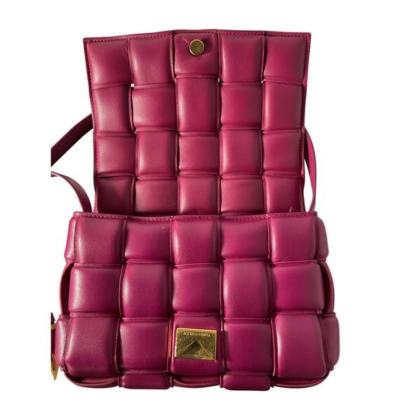 Bottega Veneta Intrecciato Chain Padded Cassette Bag - Picture 4 of 6